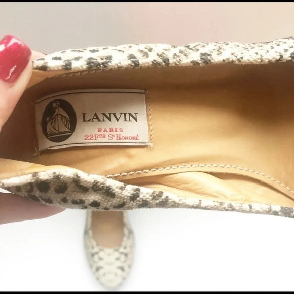 LANVIN Canvas Snake Skin Print Round Toe Pumps - Picture 6 of 8